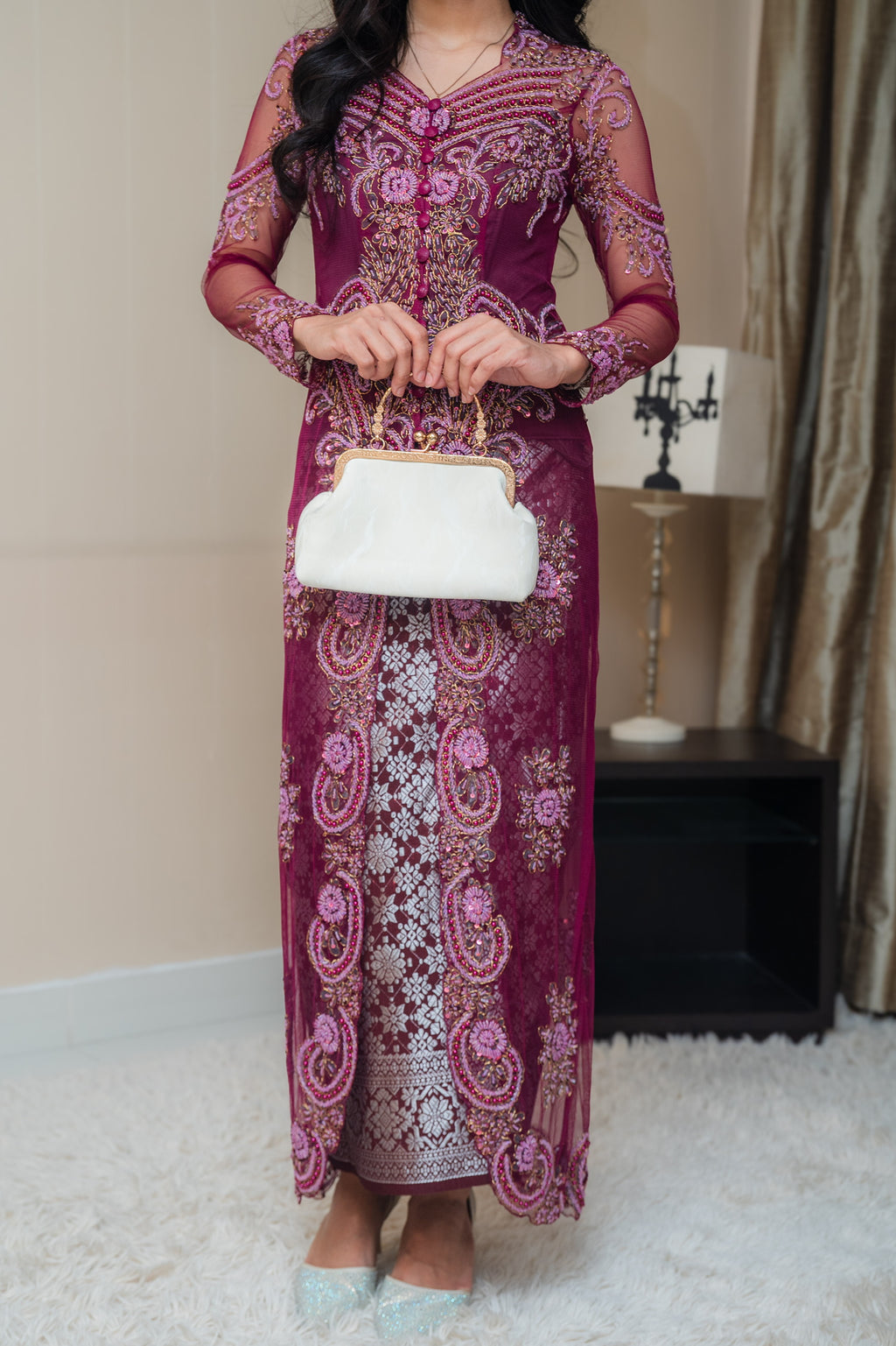 Maharani - Burgundy